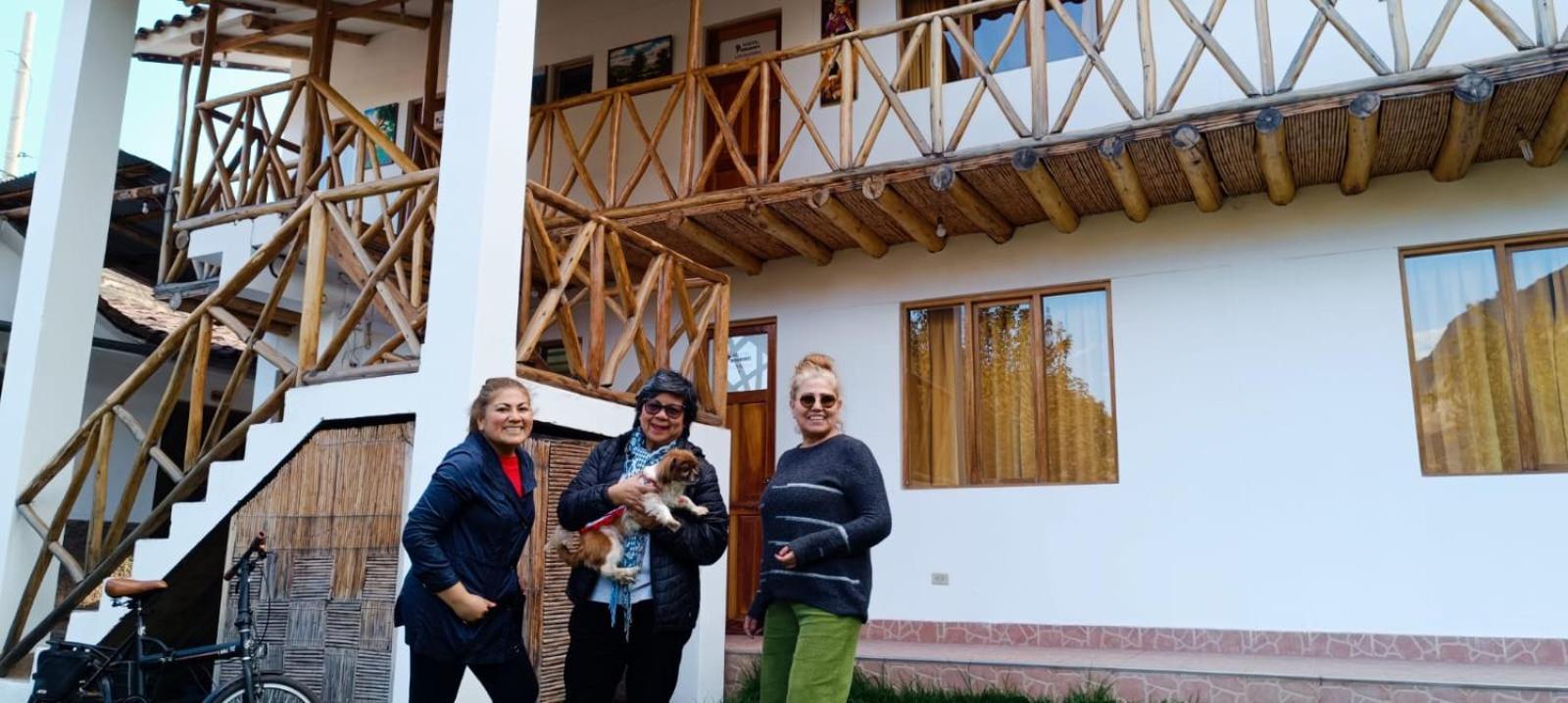 Hostal Miramonti Урубамба Екстер'єр фото