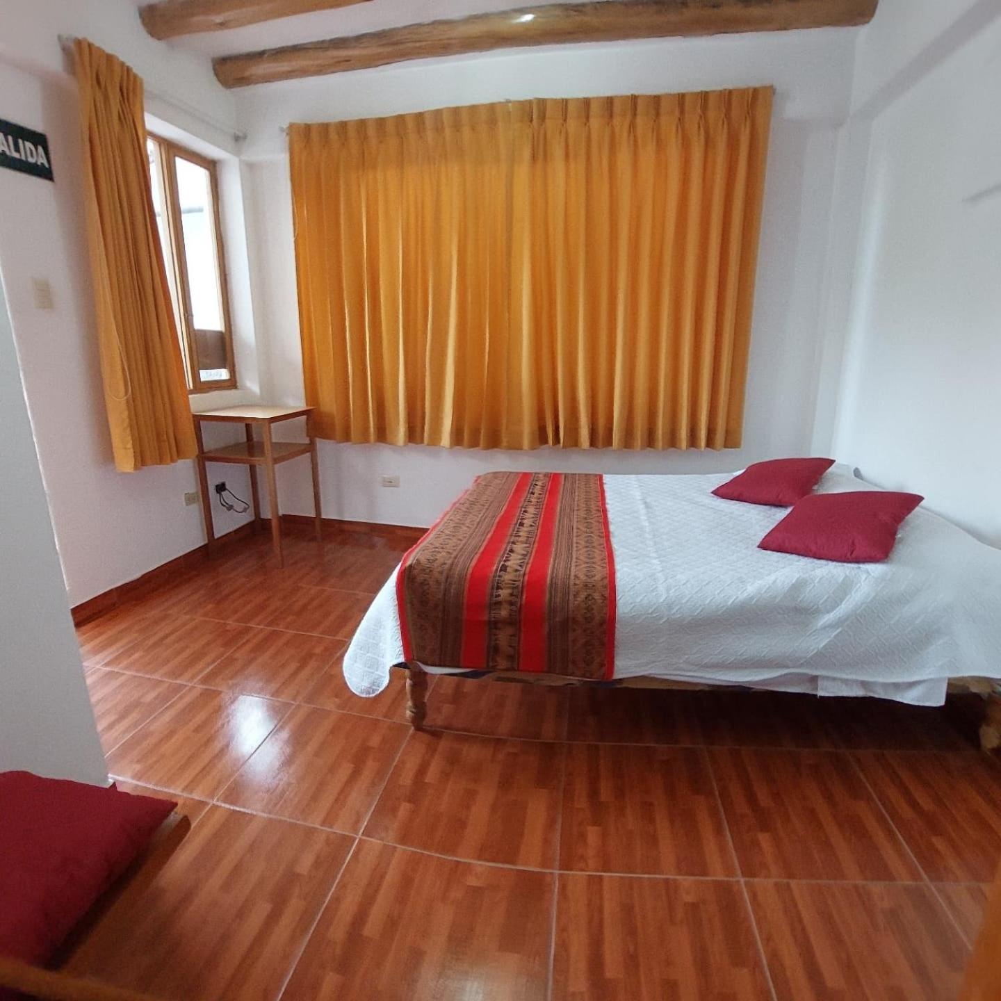 Hostal Miramonti Урубамба Екстер'єр фото