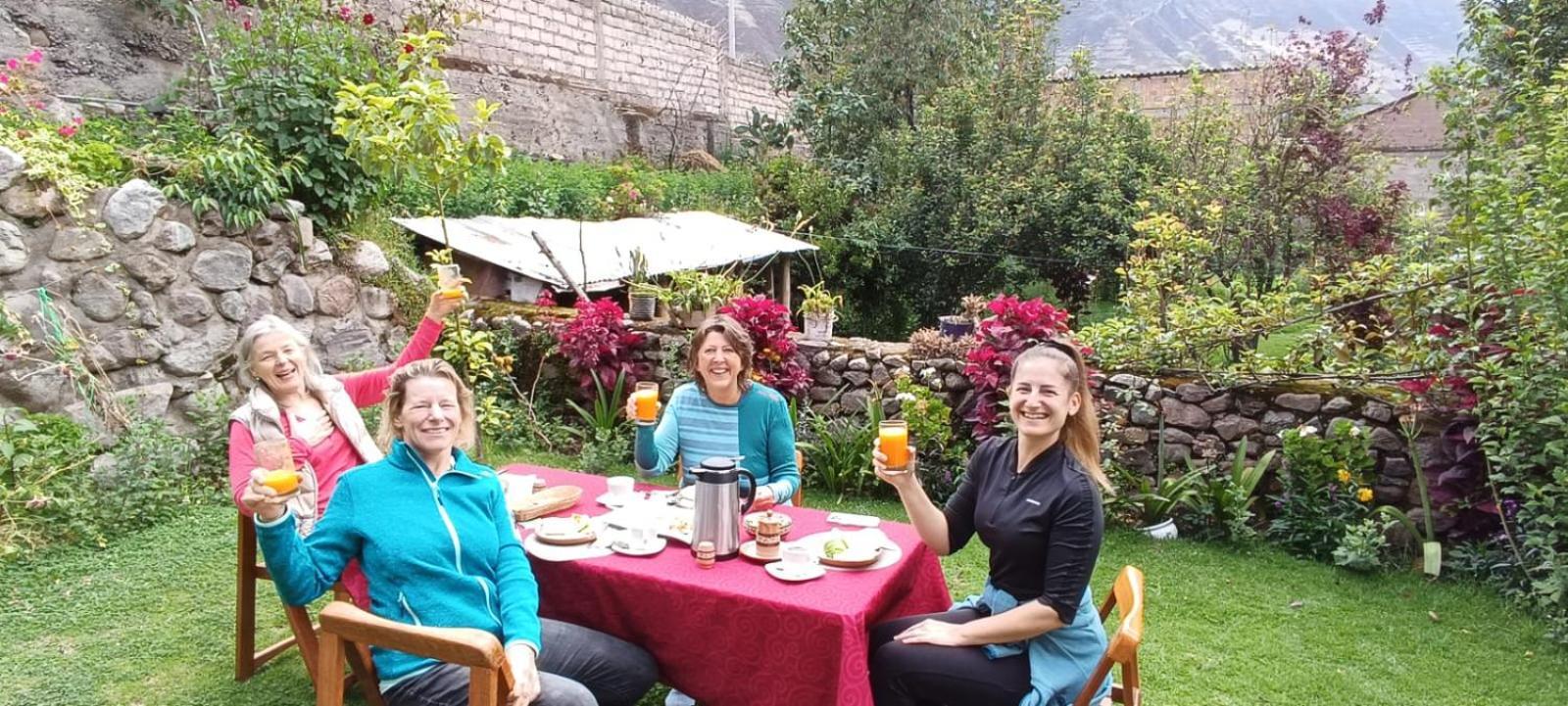 Hostal Miramonti Урубамба Екстер'єр фото